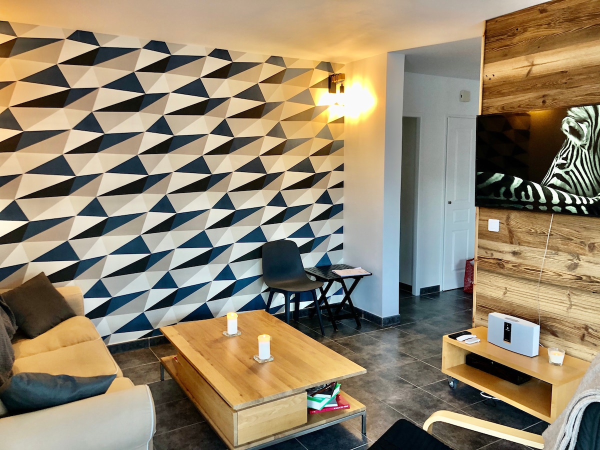 Beliebte Airbnb-Anzeige: Corzent lakefront 2 bedrooms rated 3 stars in Thonon Les Bains