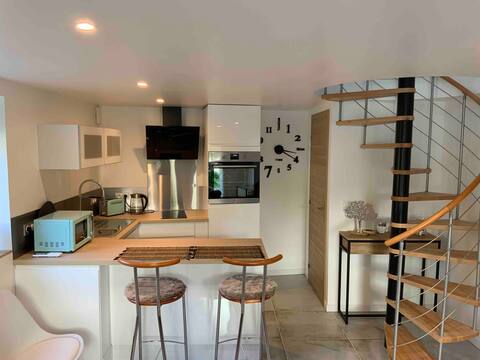 Successful Airbnb property: Small charming stone house in Pont-Aven in Pont Aven