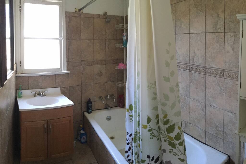 Bathroom/shower