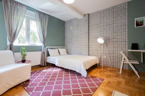 (Promo!) Central Evergreen Sage - Free parking