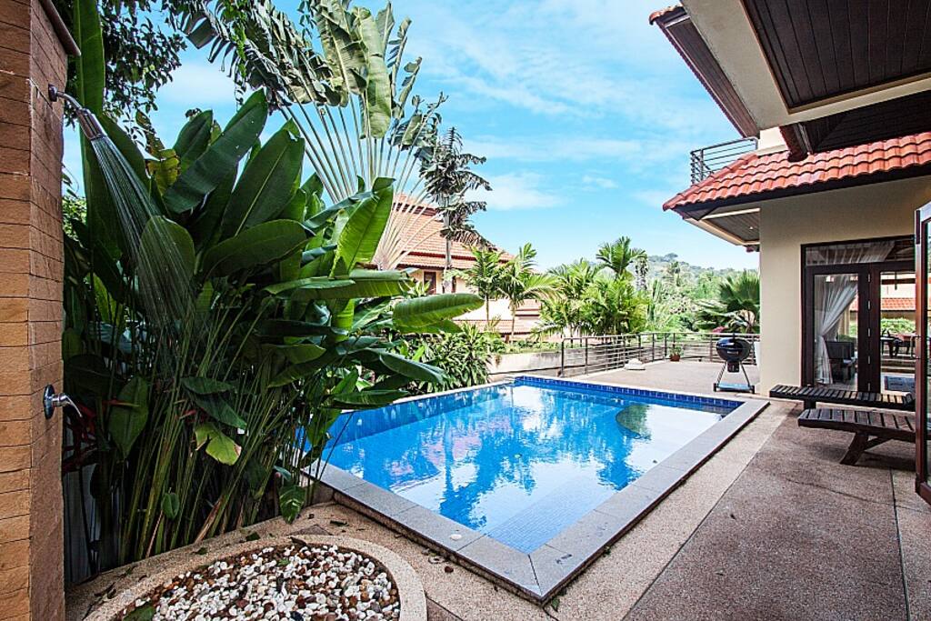 private pool