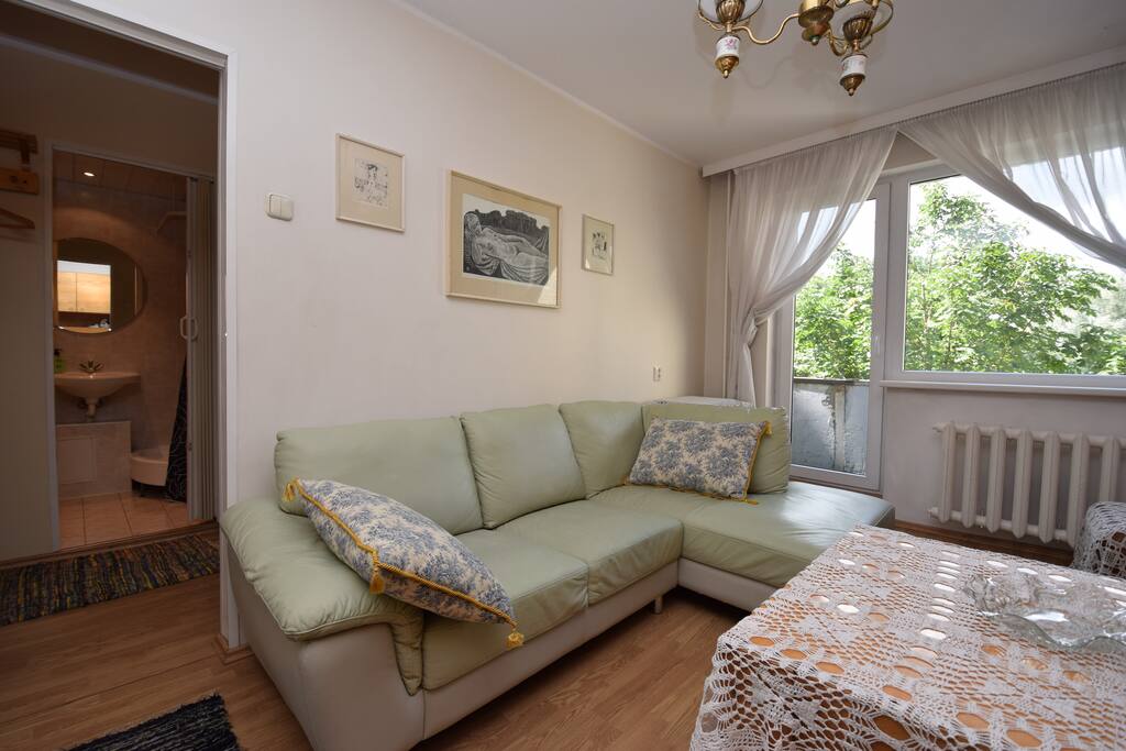 Sitting corner and entrence to the balcony
