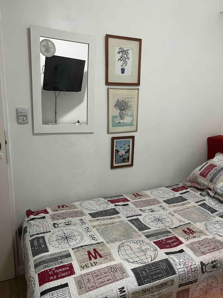 Quarto em apartamento em Colegiales