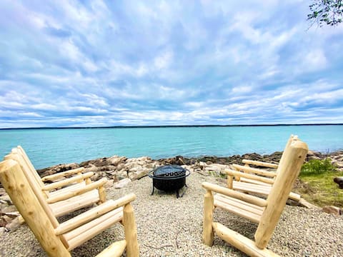 320 Ft Of Private Beachfront w/ Stargaze Platform!