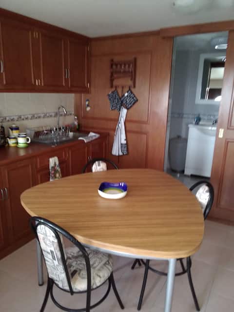 Comfortable departamento para 4 (fits 5) and cart