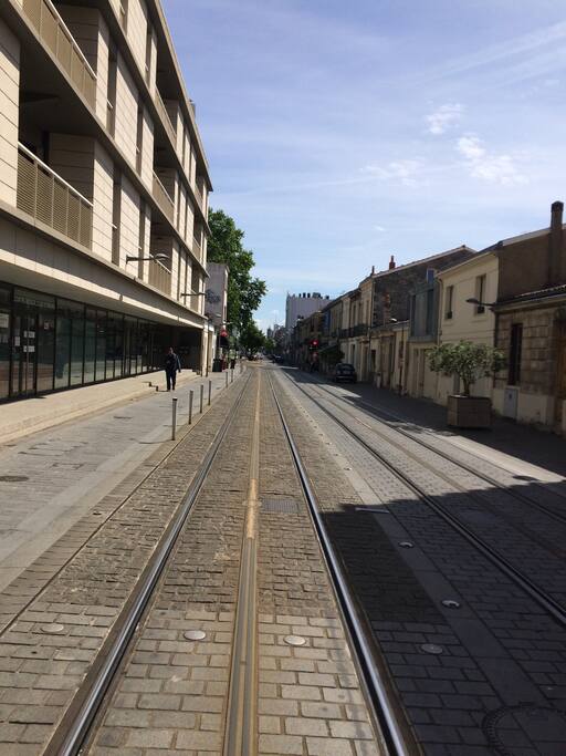Arrêt tram 200m