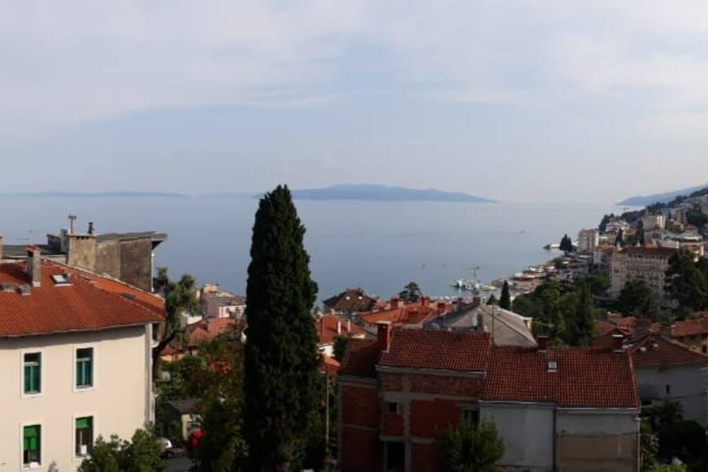Pogled Opatija na dlanu