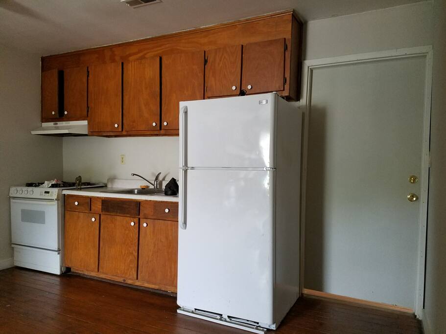Small, but useful kitchen. No gas so the oven does not work (yet.)