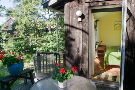 Eco-Village room B&B 12min to  city centre