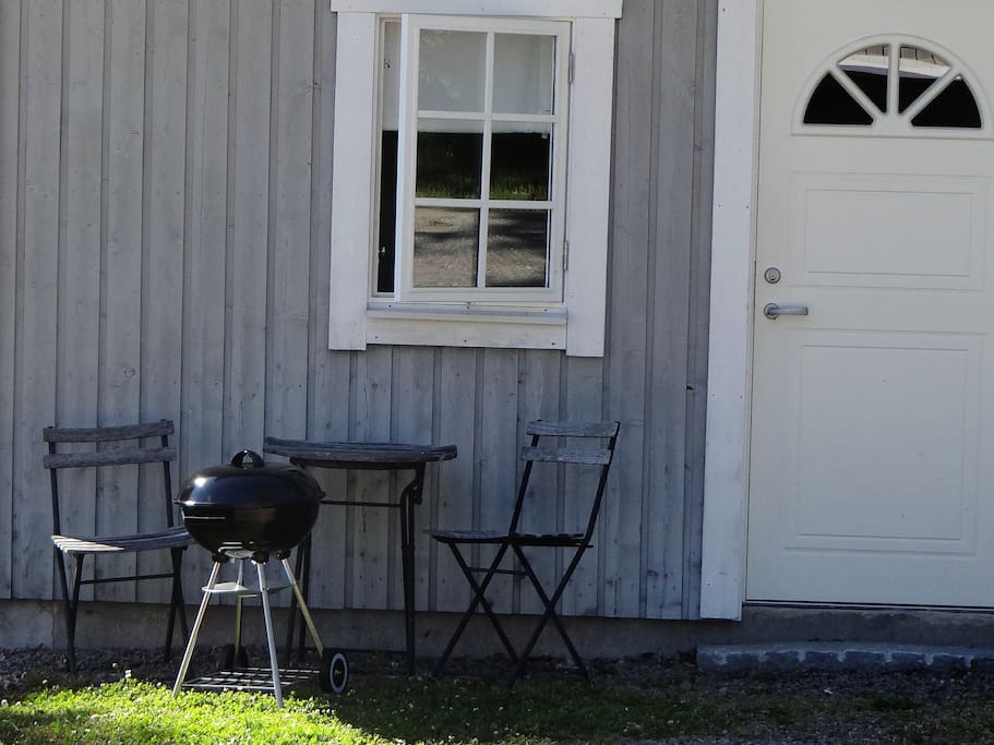 Sitting outside and BBQ