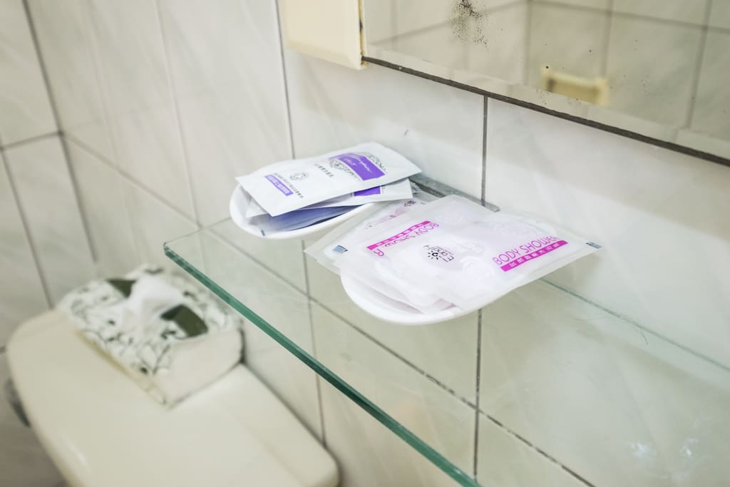 沐浴用品
toiletries