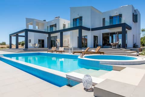 Lux Villa★Private Pool+Hydromassage★BBQ★SeaView
