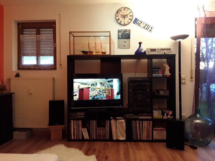 Multimedia Regal