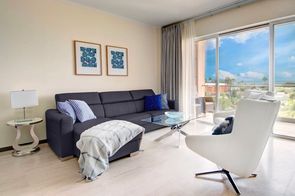 Living room with pull-out sofa
