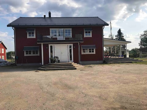 House
near Hudiksvall centrum with heated pool