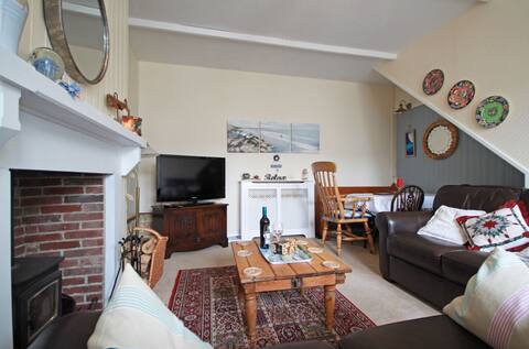Popular Airbnb listing: Seahouses Seaside Cottage in North Sunderland