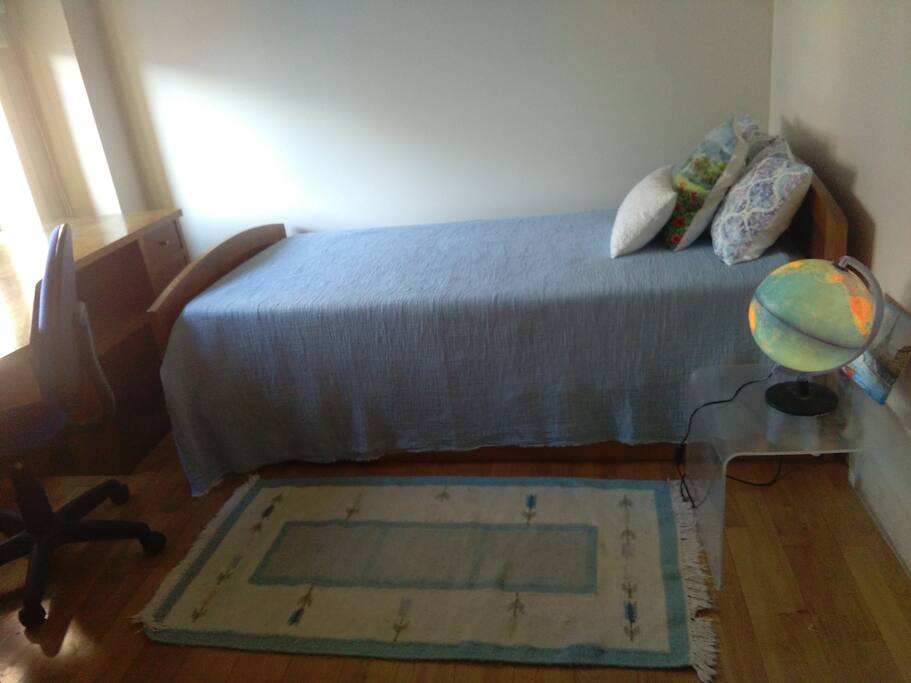 "bleu room"