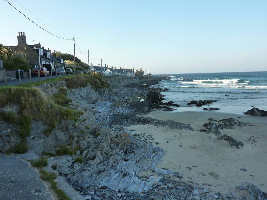 The approach to Sandend Village