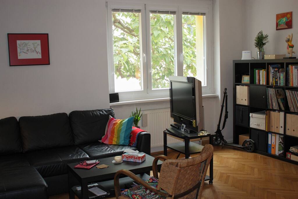 GästInnenzimmer mit Schlafsofa