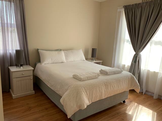 Beachside Base gallery image 5