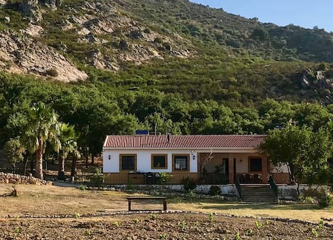 Puerto Hurraco Ferienwohnungen Unterkunfte Estremadura Spanien Airbnb