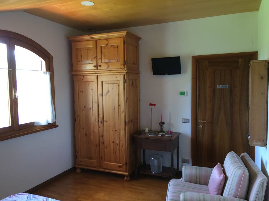 Bed&Breakfast La Pecora Nera - Belluno IT
Camera Deluxe