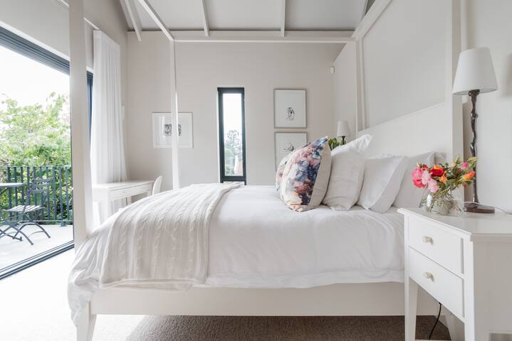 Beginnings—New Townhouse in Welcoming Heart of Newlands gallery image 5