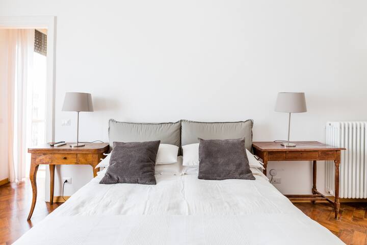 Elegante attico con terrazzo vicino al Vaticano gallery image 2