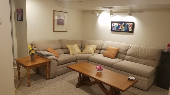 Cozy Basement, 2.6 Miles To Nd Campus Bookstore! - South Bend, IN