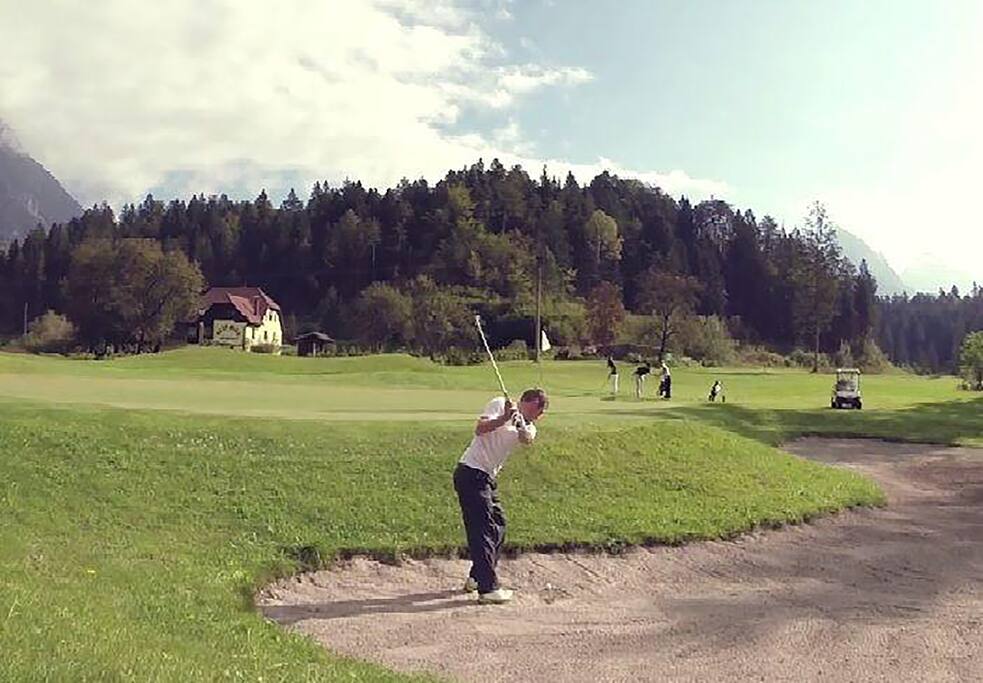 Golf club