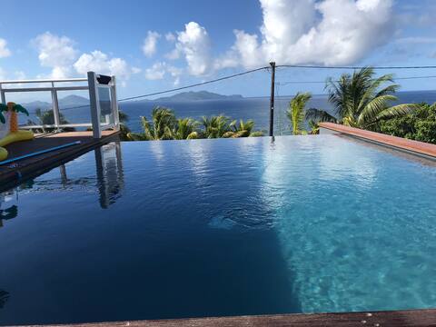 Beautiful new villa with stunning views over the Saintes