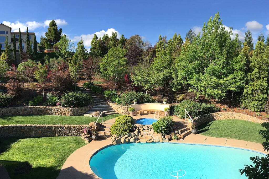 Expansive backyard for exploring and privacy