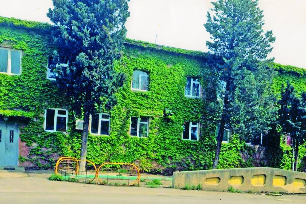 Вид с улицы