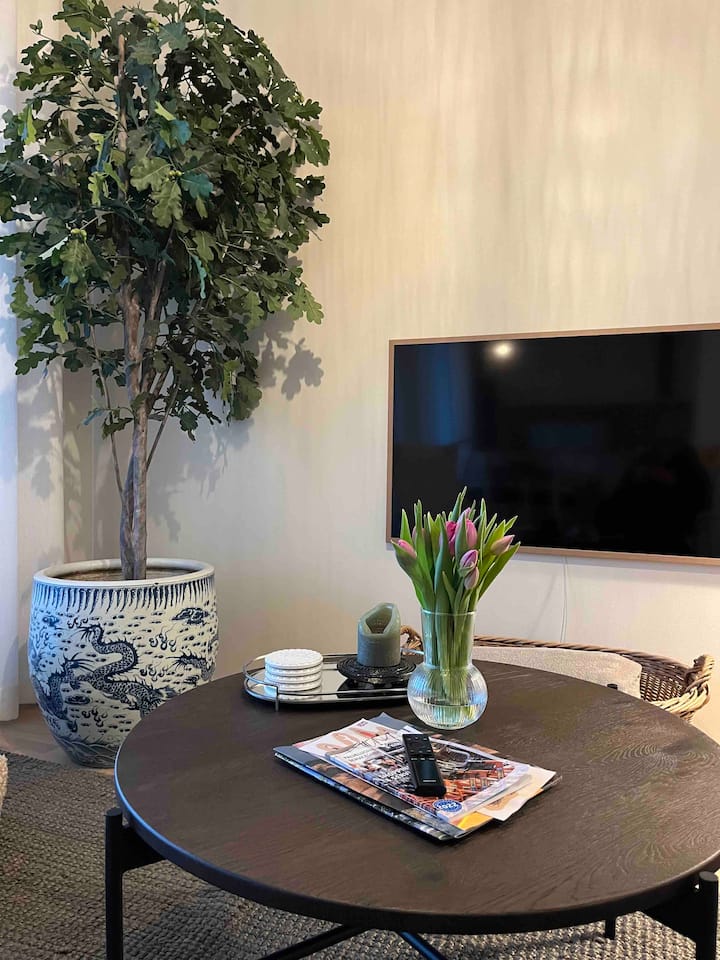 Beautiful 2-bedroom flat close to everything