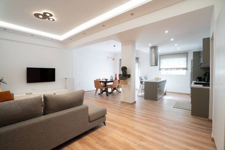 Luxurious appartment in Koukaki