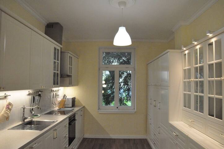 House near to Schönbrunn – Free Parking gallery image 5