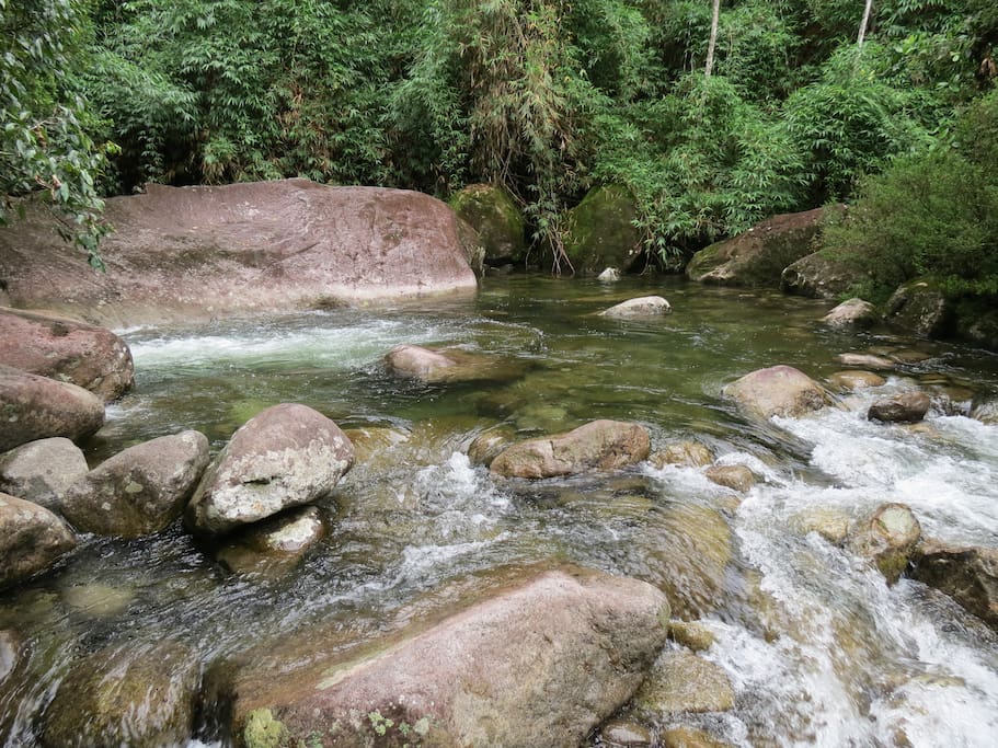 Rio Pirapitinga - 10 min de caminhada