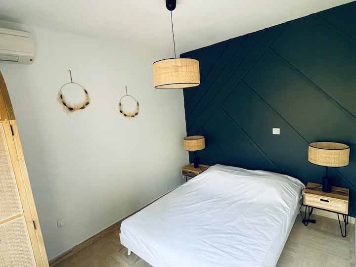 樓上5號臥室配備空調 