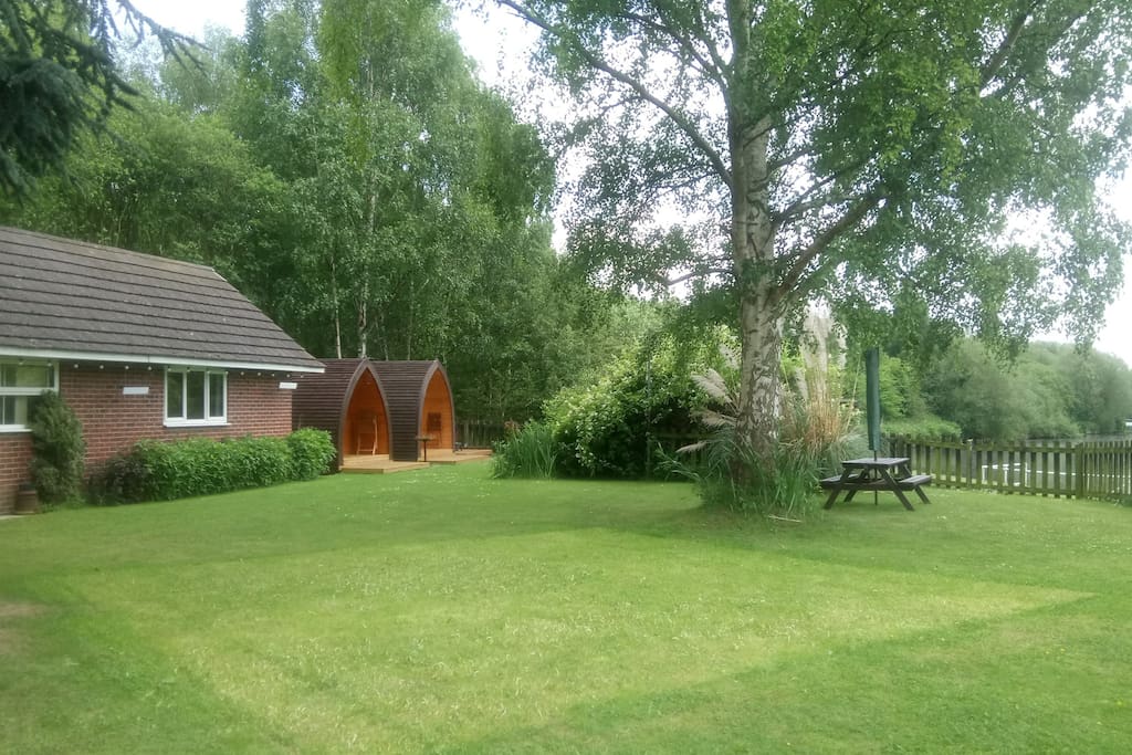 Bungalow and Pods