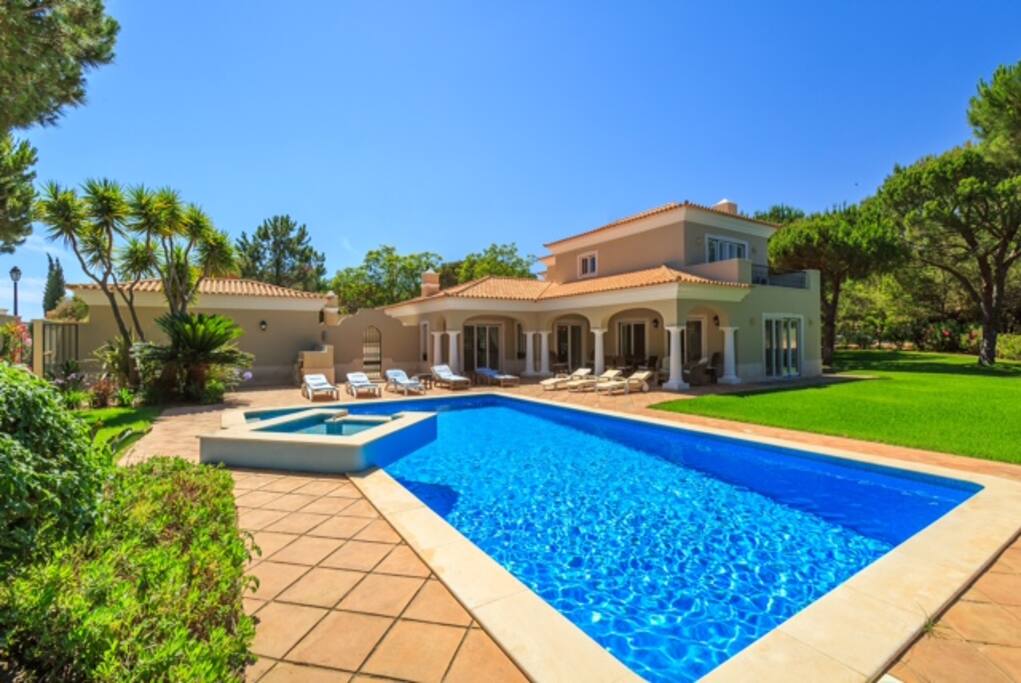 Amazing pool