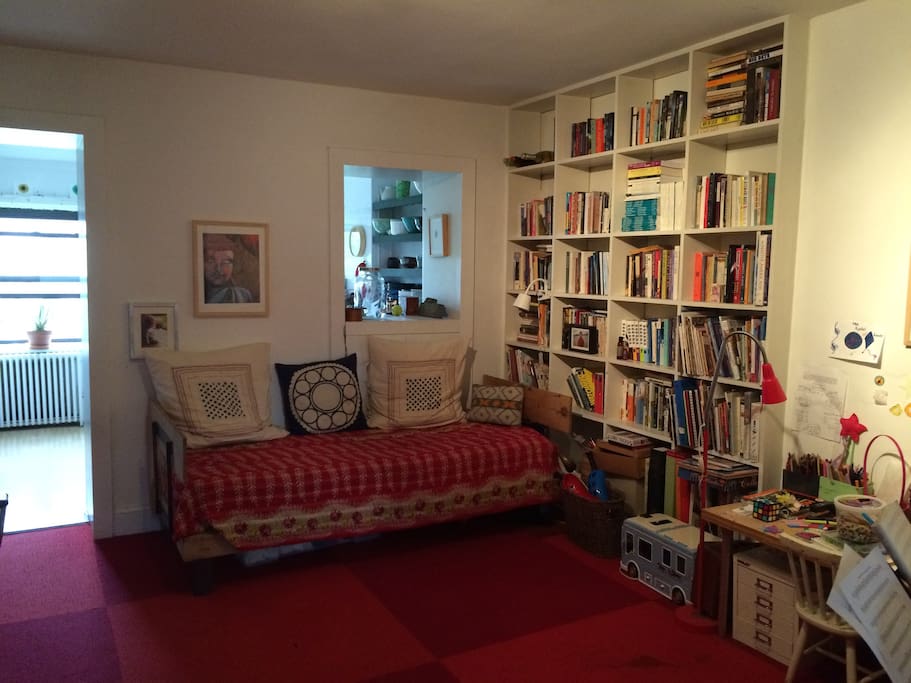Middle Room (daybed, desk, etc.)