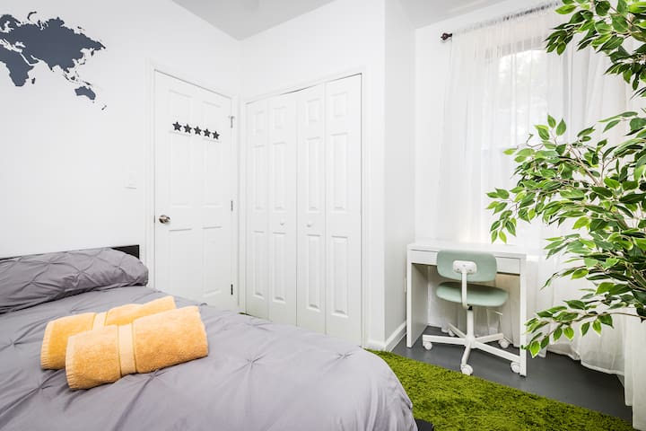 ♛ Fabulous Bedroom |★★★★★| ♛