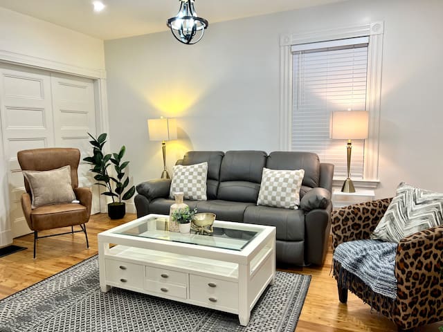 Boston Hospitality Homes, Harvard