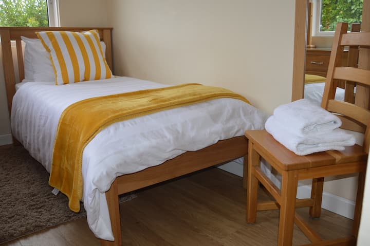 Დაბლა, ერთი საძინებლით