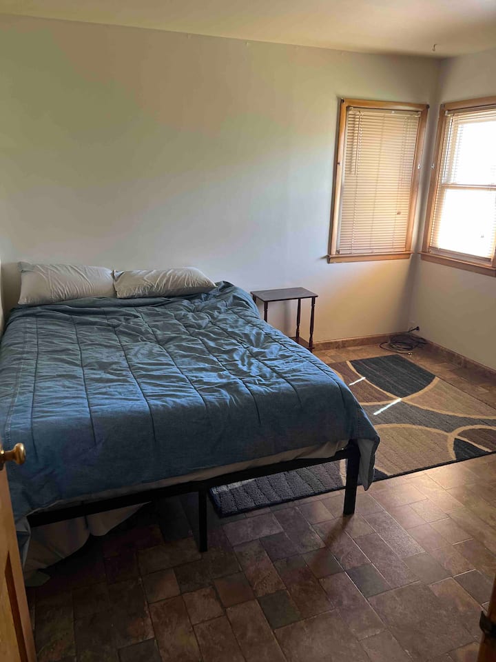 غرفة النوم 2