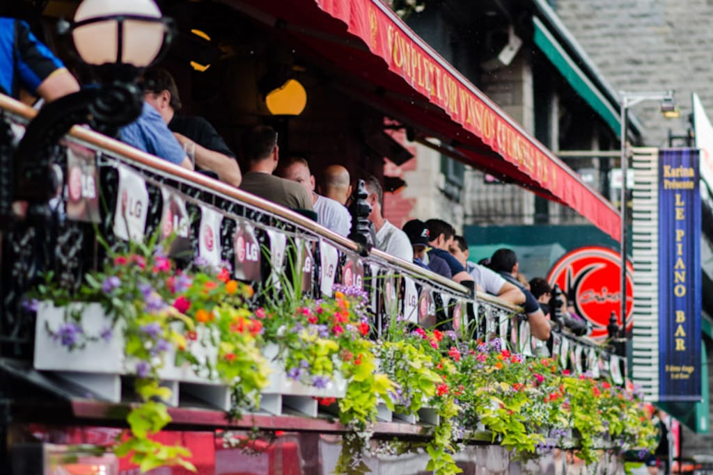 World-Renowned Pubs around