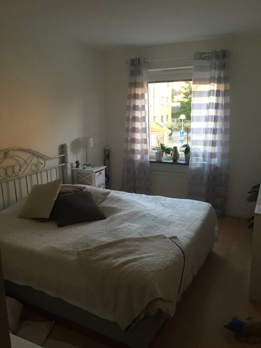 Bedroom with Kingsize bed