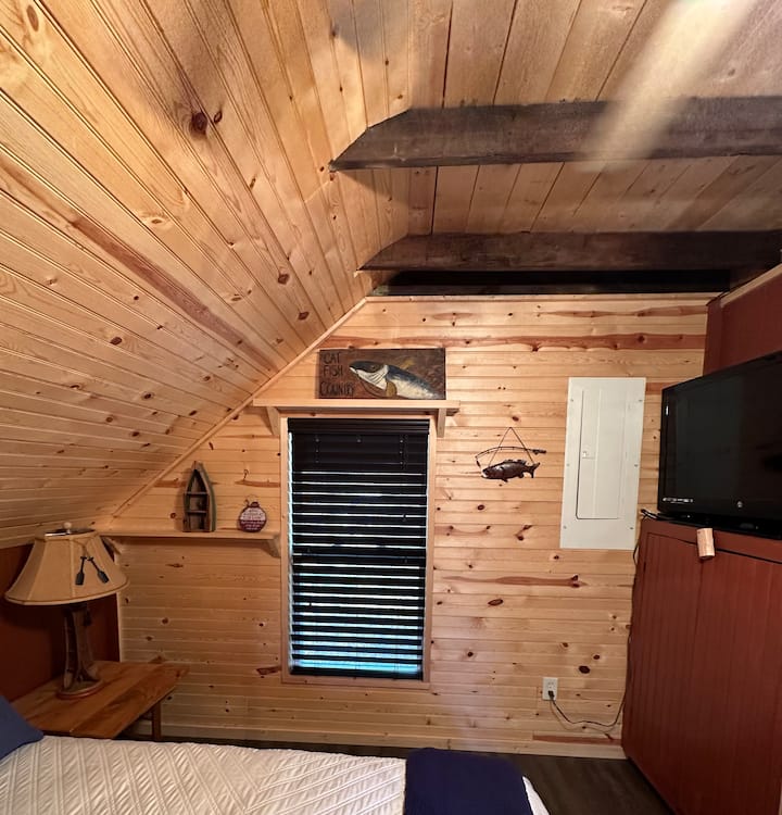 غرفة نوم في الطابق الرئيسي