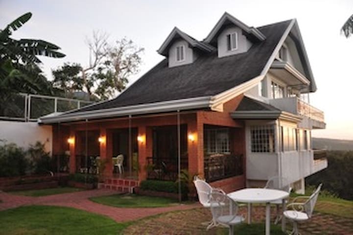 Casa Laura Entire Home In Los Banos Laguna Official House In Los Banos Philippines 3 Bedroom 4 Bathroom