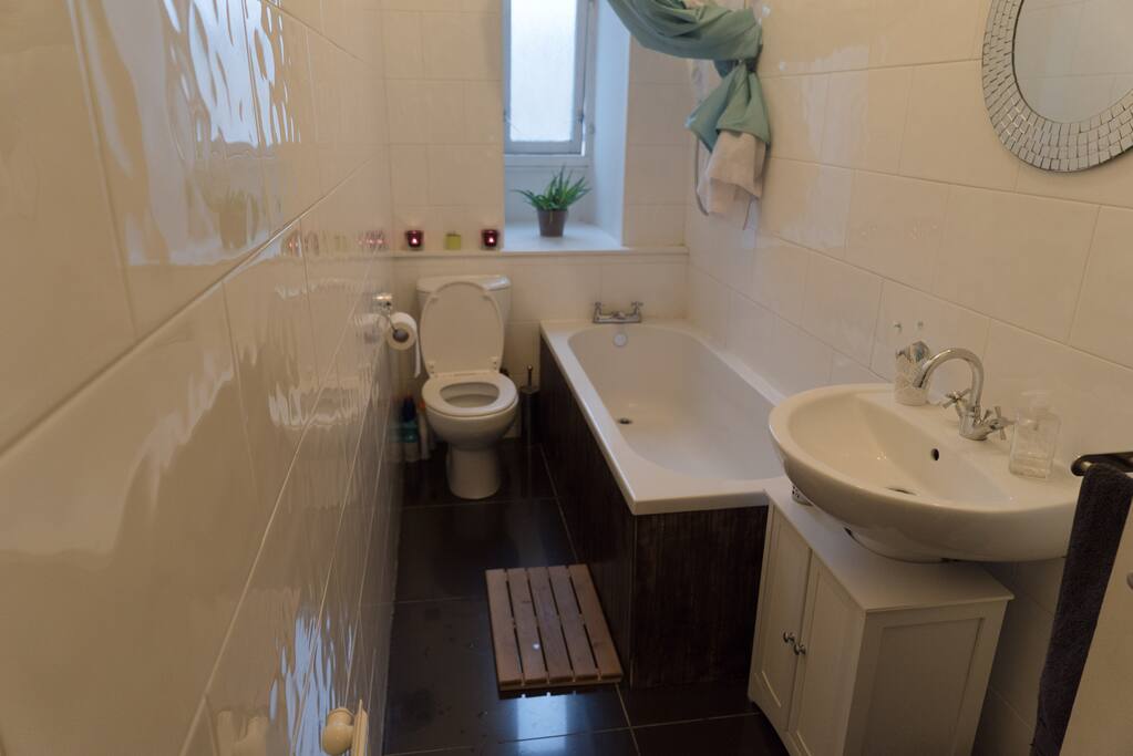 Bathroom with electric shower